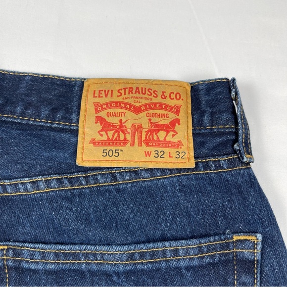 Levis 505 Men's Regular Fit Jeans Dark Wash size: W32 L32 - Picture 10 of 13